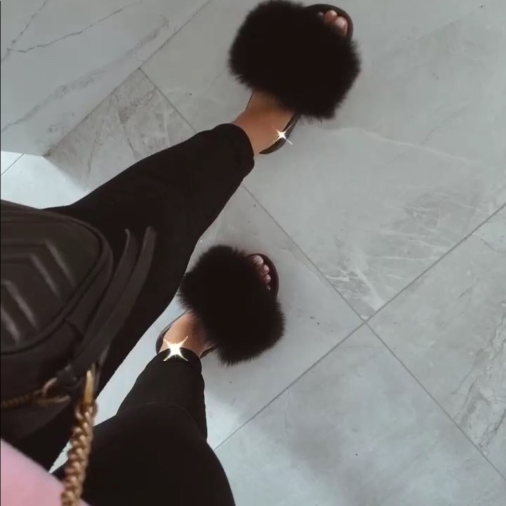 Black furry slides